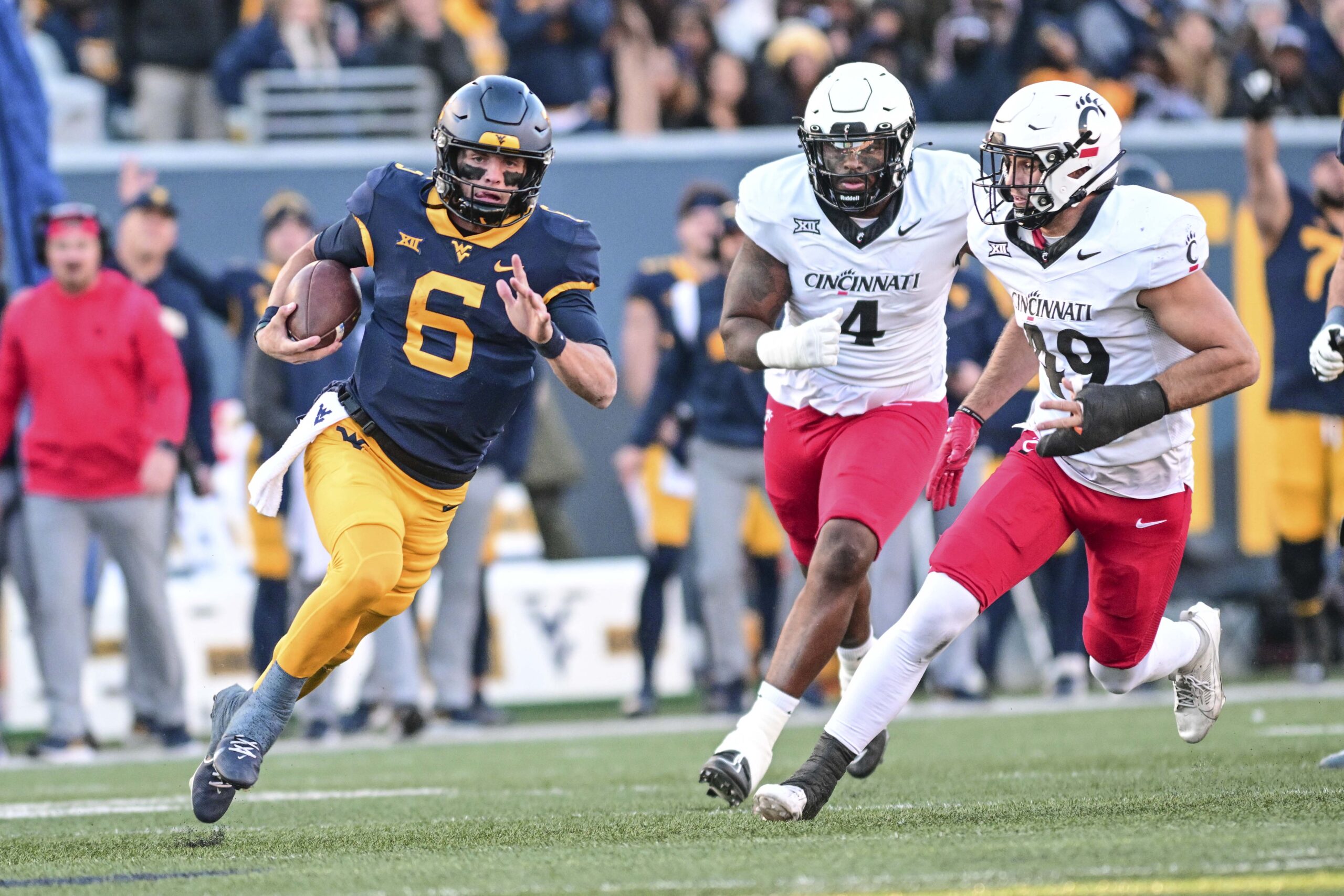 COLUMN: Greene's signature performance continues run of success for WVU quarterbacks against Cincinnati